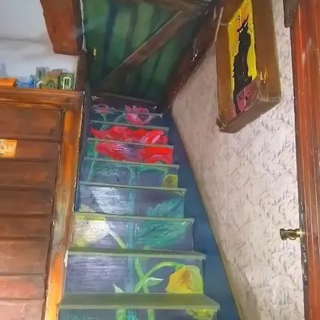 Karijatida-art Kuca Za Potpuni Odmor Duse I Tijela