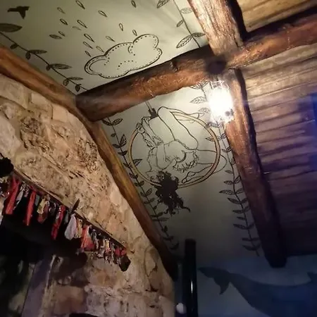 Apartment Karijatida-art Kuca Za Potpuni Odmor Duse I Tijela Zena Glava